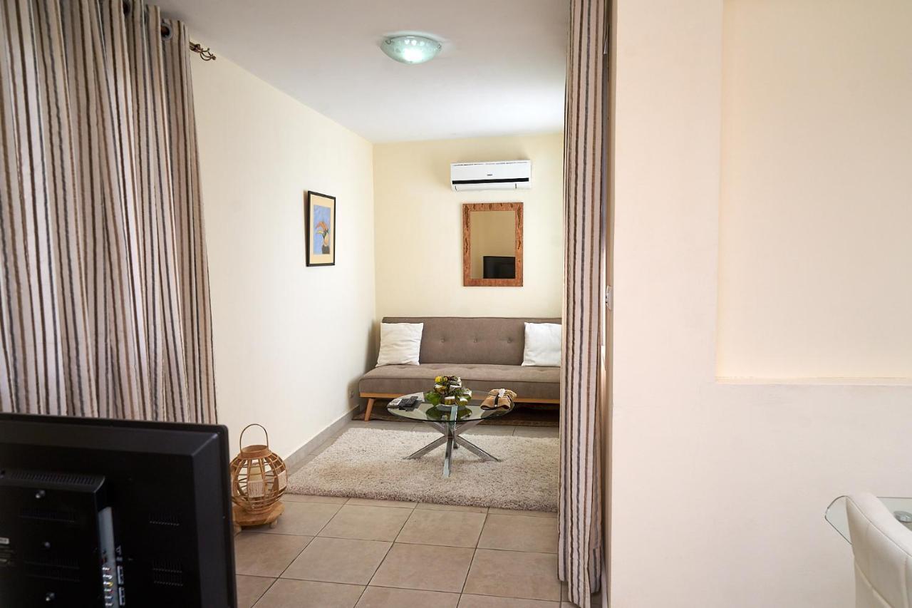 Seddo Guest House Абиджан Екстериор снимка